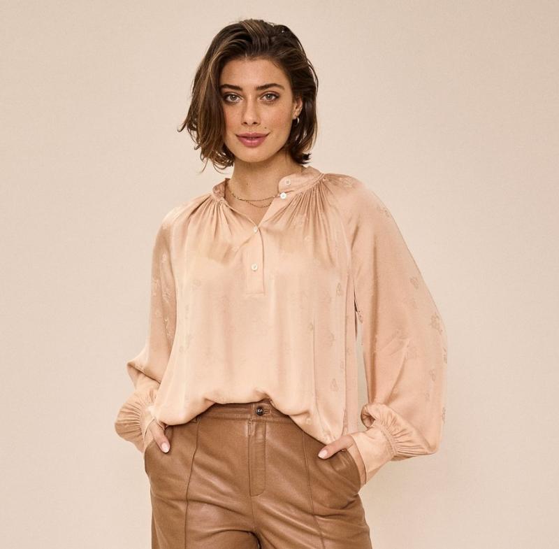 Qwin Jacquard Blouse