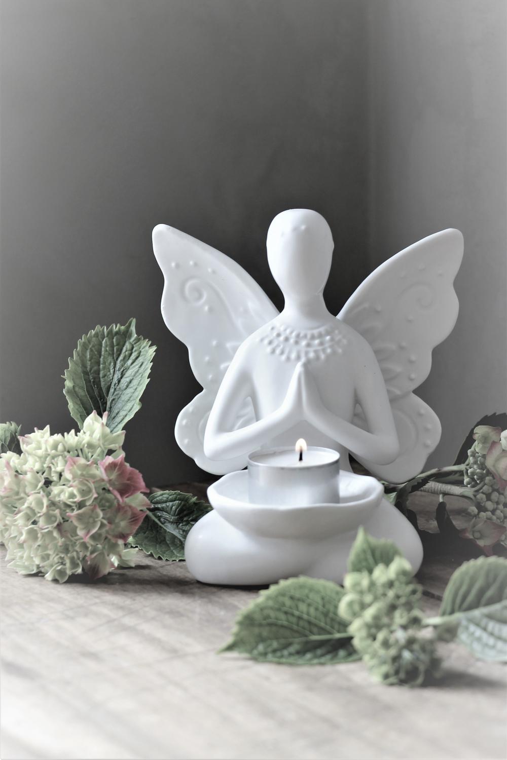 Majas Cottage Butterfly yoga 13*14cm