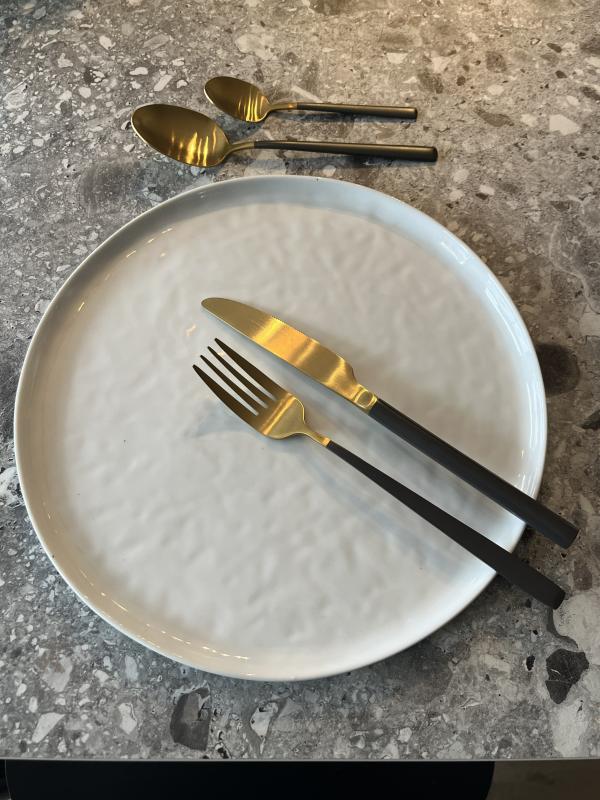 Two Tone- Bestick i rostfritt stål