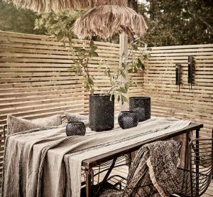 THOMAS Väggljushållare, Svart