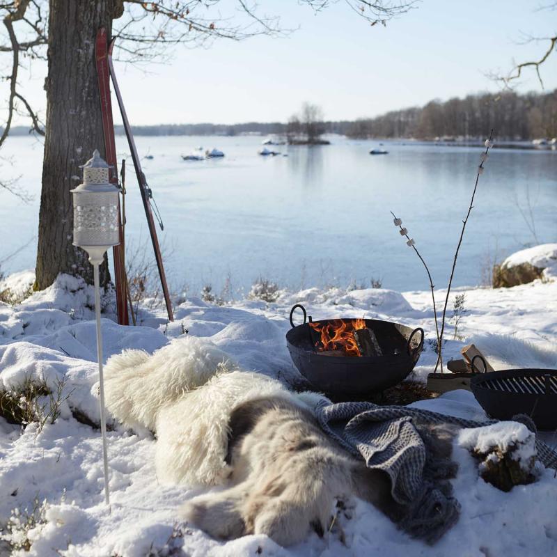 Eldkorg STANLEY från Affari – fire basket – grilla i vinter