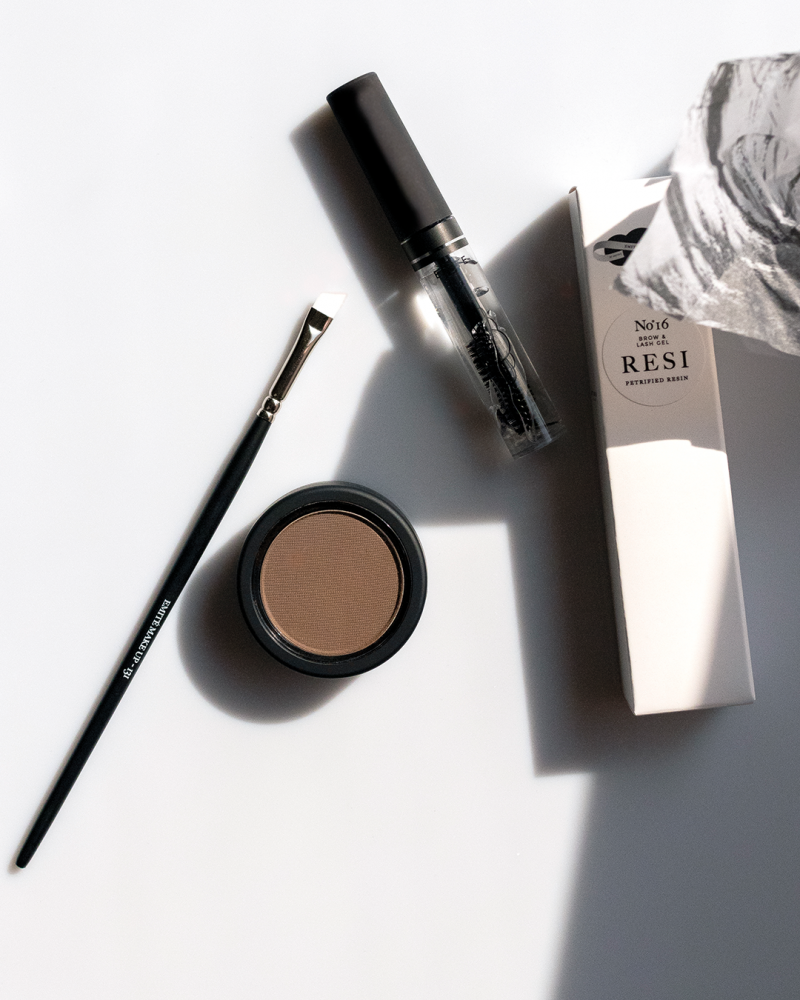 EMITE COSMETICS