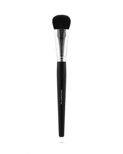 FOUNDATION / CONCEALER BRUSH 240