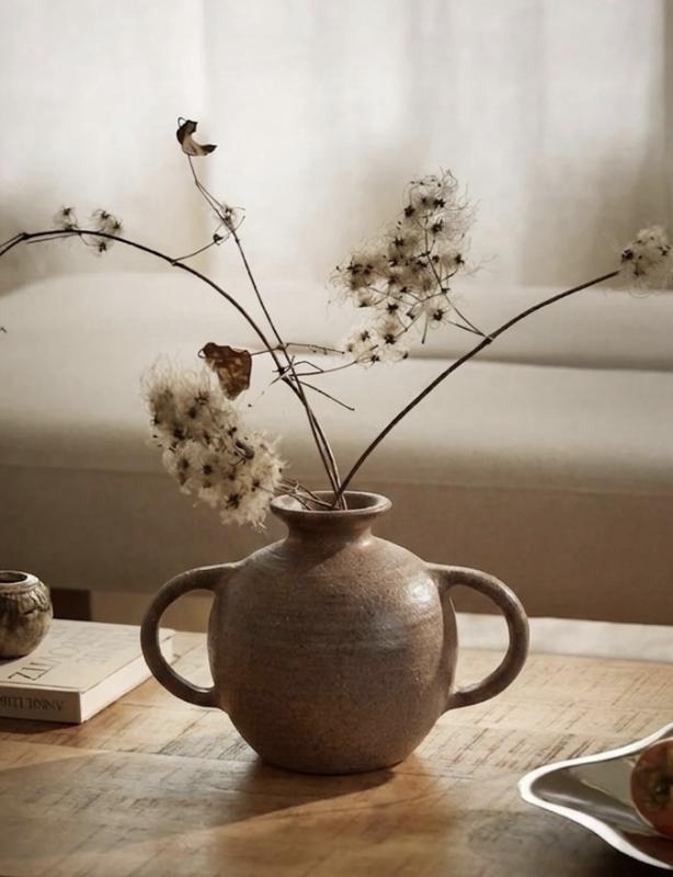 Vas med öron, Mylla