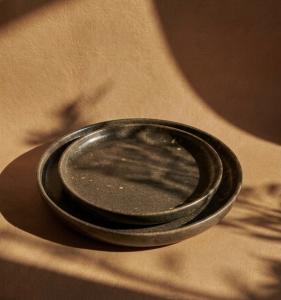 Tallrik med hög kant, Mocca