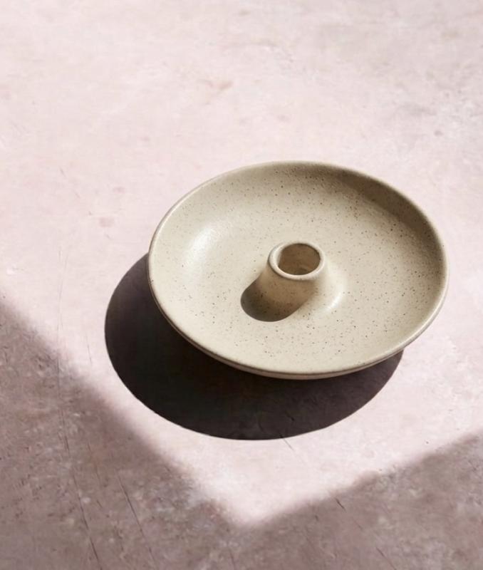 Klassisk ljusstake, Linne