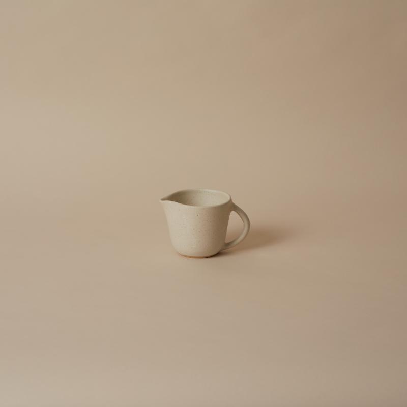 Liten kanna med handtag, Linne