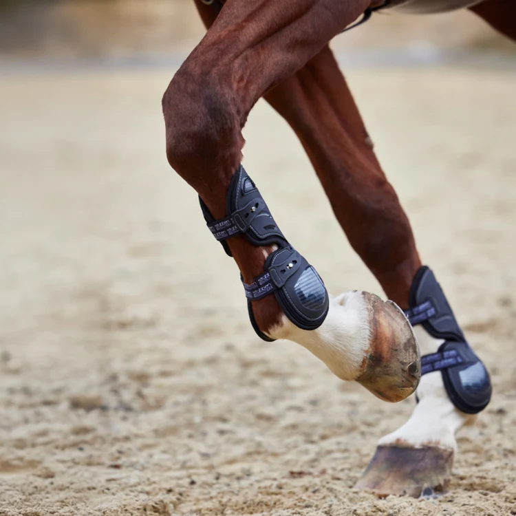 Hybrid Carbon Tendon Boots