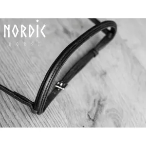 Engelsk nosgrimma – Nordic Horse