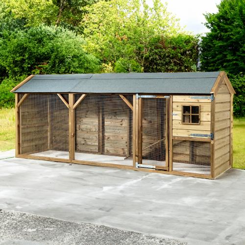 Lyxig Kaninbur med stor hage Sally