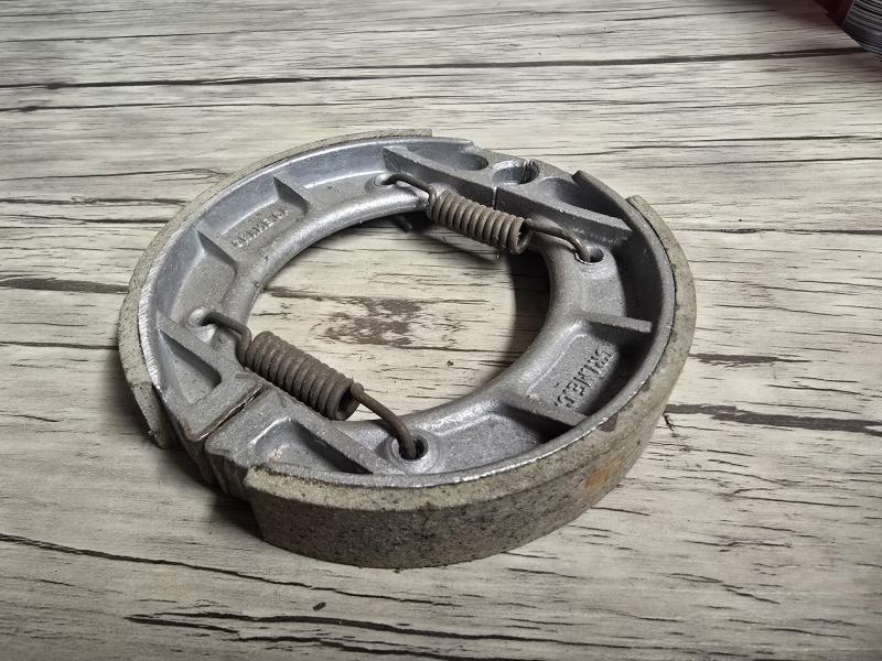 Bromsbackar Grimeca 118x20mm 1 par NOS