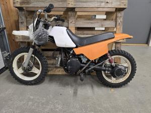 Yamaha PW50 orange