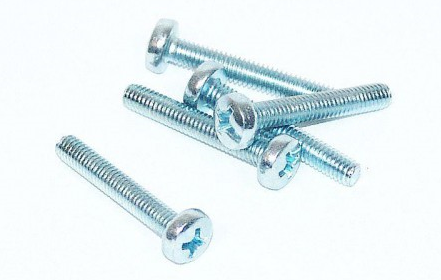 Stjärnskruv M4x25mm FZB