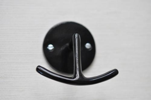 Krok på cirkelformad platta - svart