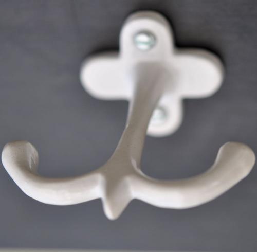 Dubbelkrok till hatthylla - Blomma - Vit