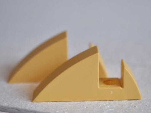 Hyllkonsol pastellgul 16 mm