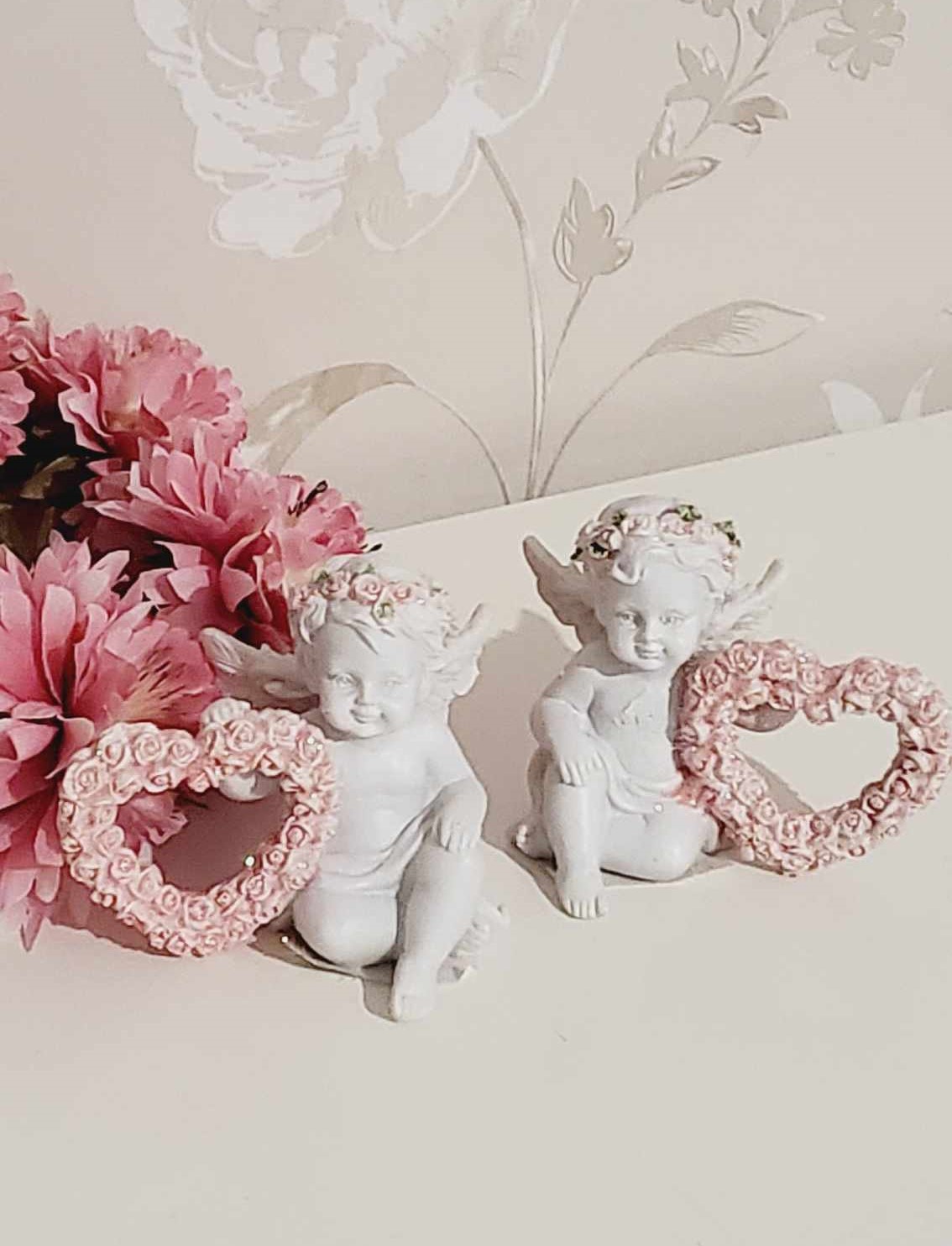 Änglar med Rosa Ros Hjärta