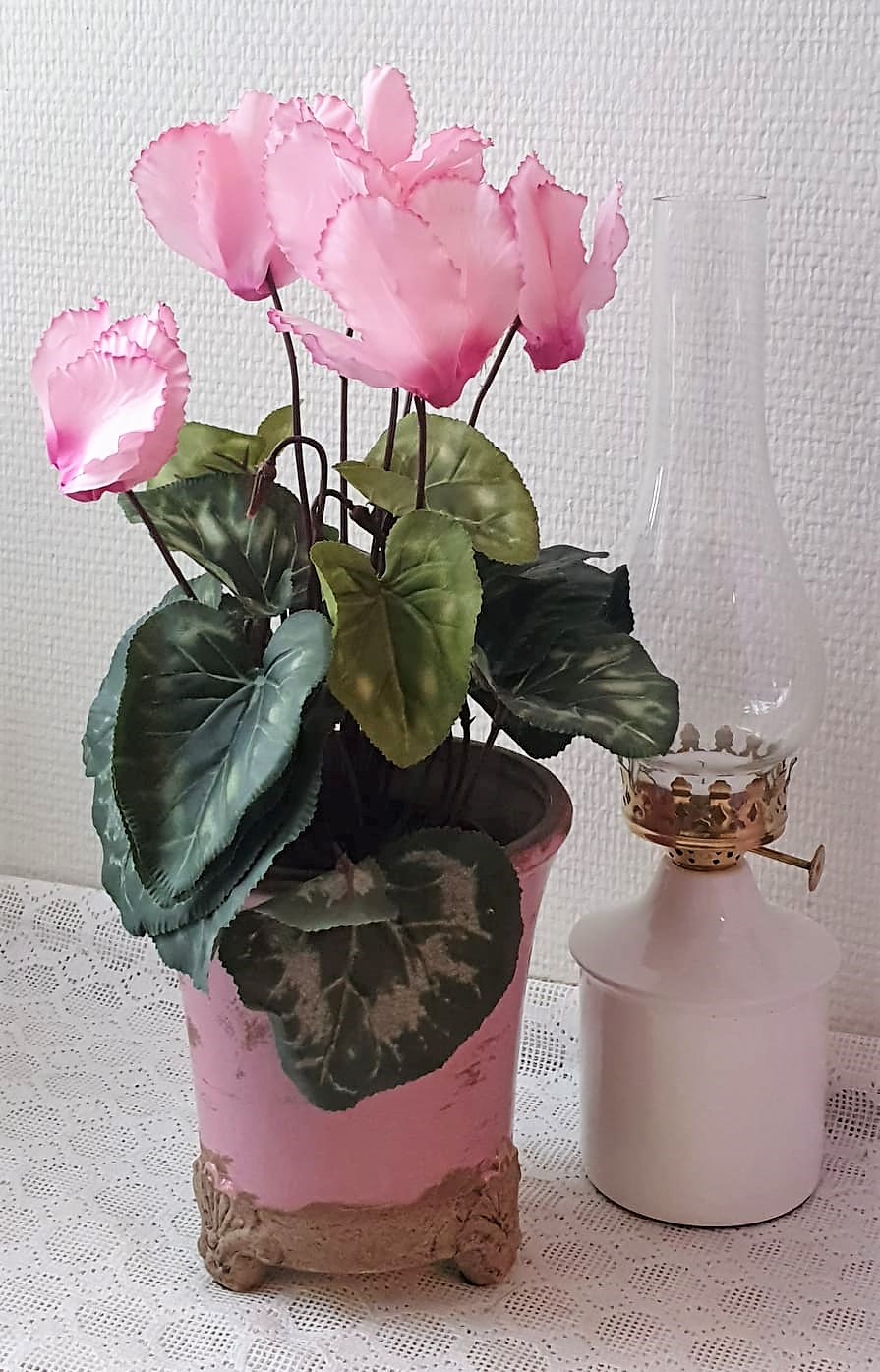 Cyklamen Rosa - 32Cm