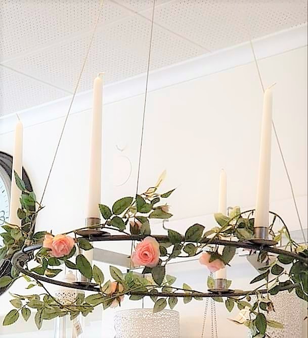 Girlang Av Rosa Rosor - 160cm