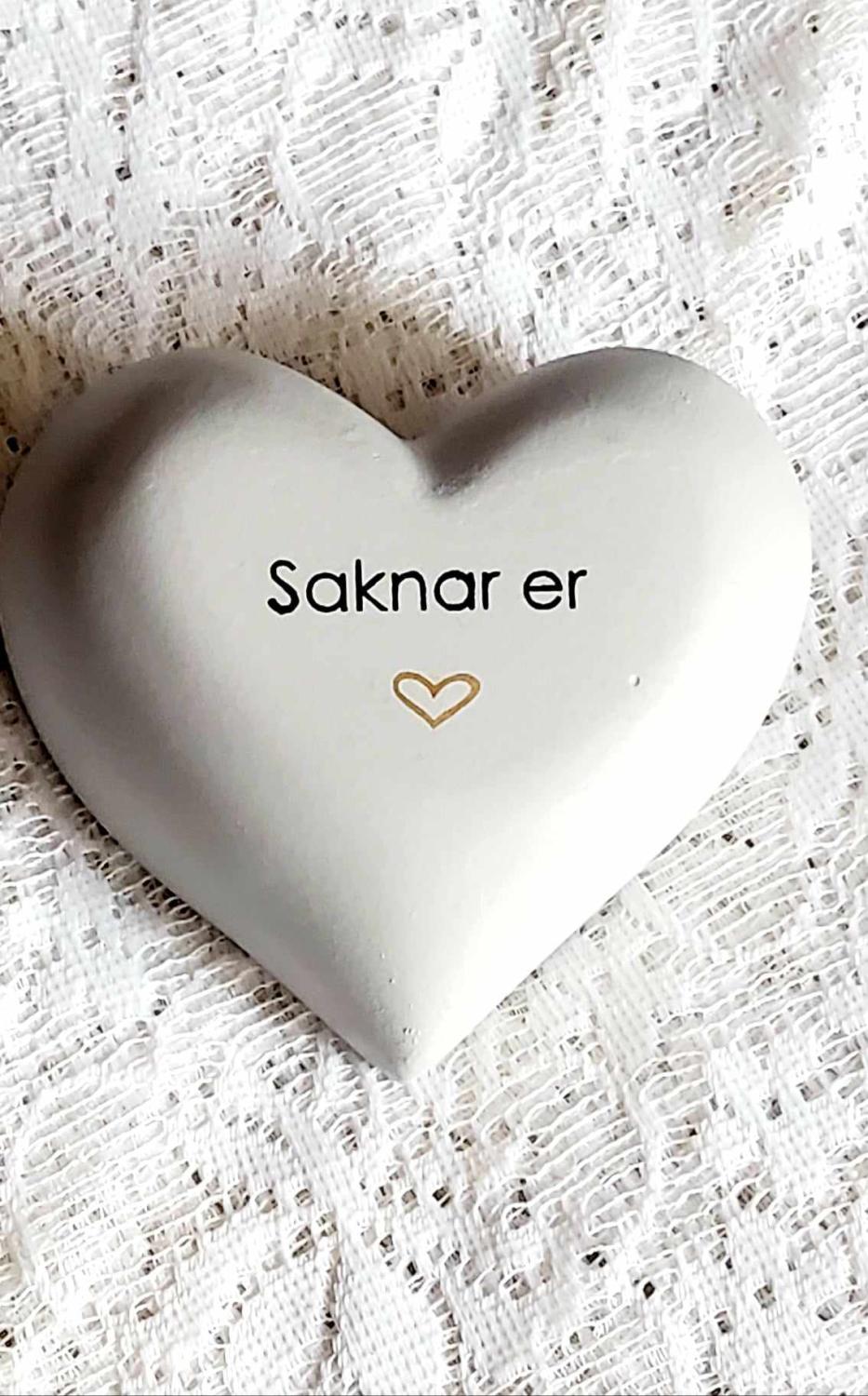 Hj rta Med Text Saknar Er Familyhearts se hj-rta-med-text-saknar-er-familyhearts-se
