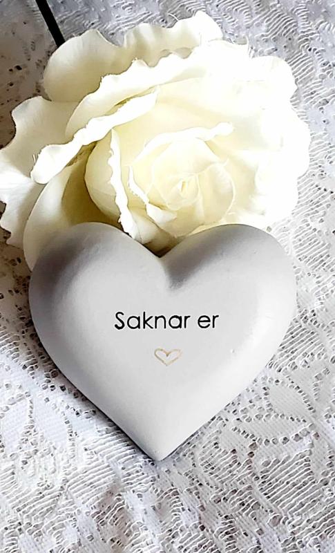 Product Image for Hjärta Med Text – Saknar Er polystone