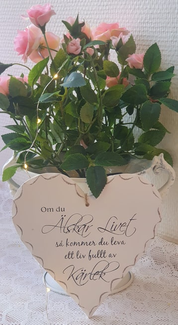 Hjärtformad Skylt I Trä Med Text