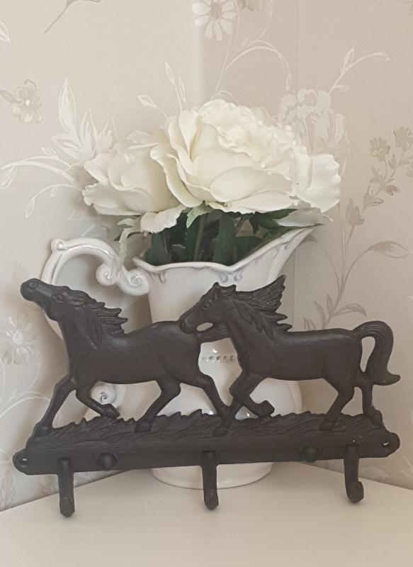 Product Image for Väggkrok Hästar Gjutjärn