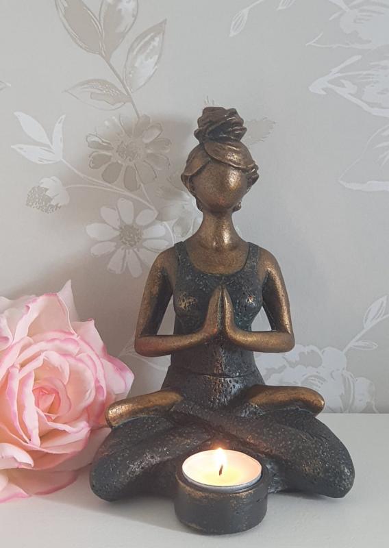 Product Image for Ljushållare Yogakvinna - Mörkgrön