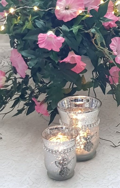 Ljuslykta Med Hängande Ängel Large