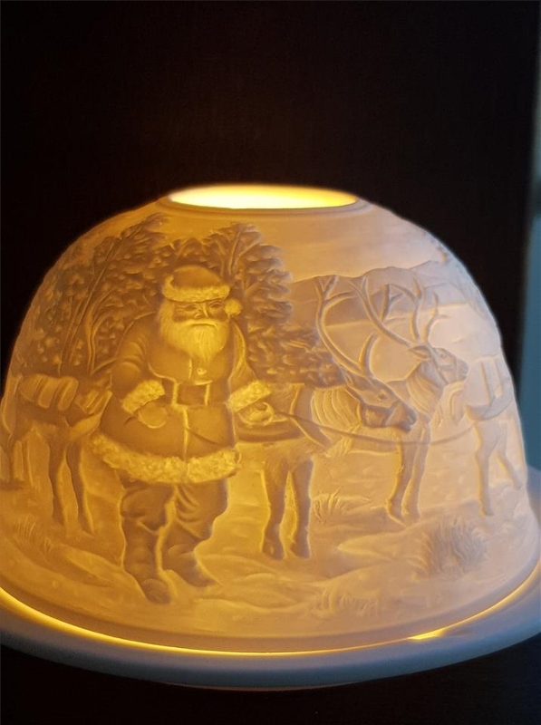 Ljuslykta Tomte Med Ren