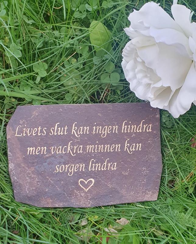 Product Image for Skiffersten Med Graverad Text - Livets Slut...