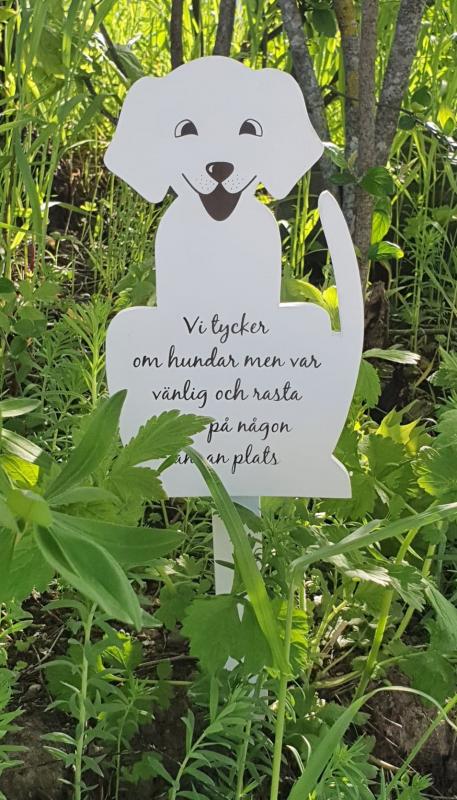 Product Image for Skylt I Trä - Hund 45 cm