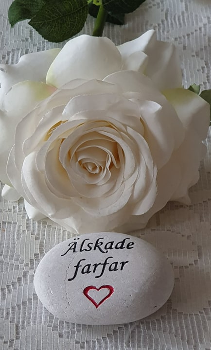 Sten Med Graverade Text - Älskade Farfar