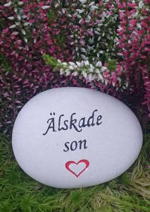 Sten Med Graverade Text - Älskade Son