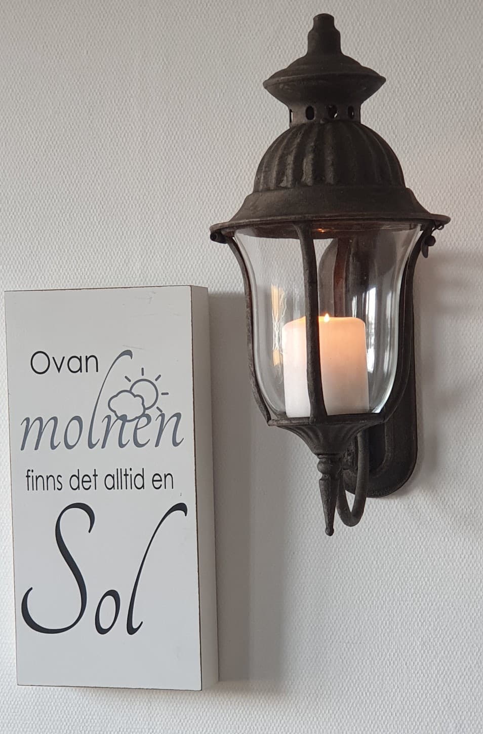 Vägglykta Antikgrå