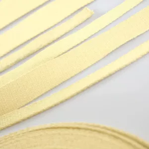 Veke i olika bredder, Play