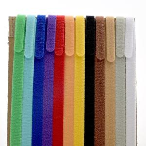 4Pups valphalsband 12-pack. Mjukt tyg och kardborrfäste.