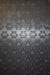 TE106R Trimbord Elektriskt - mjuk, sviktande svart gummimatta