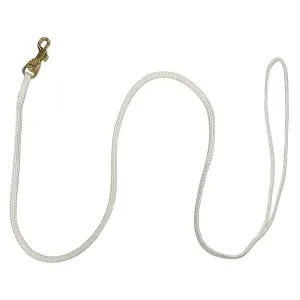 Show Tech vitt utställningskoppel med guldfärgad hake. Längd 84 cm cm, bredd 5 mm.