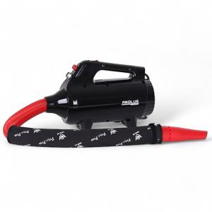 Aeolus Nova hundfön blaster med motor utan kol. Svart röd med två munstycken och värmeskydd för slang.