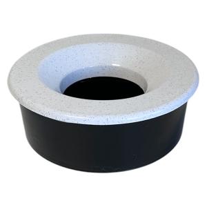 Akita non spill hundskål. Vattenskål i plast, svart med gråmelerat lock.
