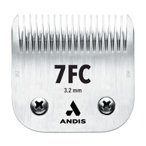 Andis skär UltraEdge #7FC, lämnar 3,2 mm. För klippmaskiner.
