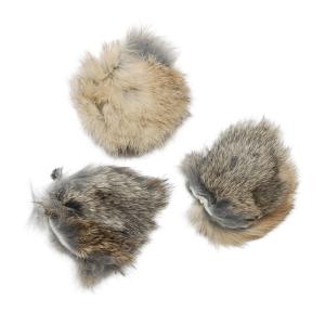 Bistos Pipleksak med kaninskinn, för hundträning. 5 cm i diameter.