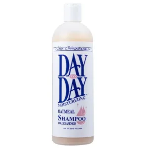 Chris Christensen Day to Day Moisturizing hundschampo med havreextrakt, 473 ml
