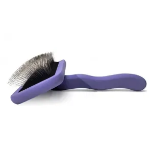 Chris Christensen Kärben Lavender karda i hög kvalitet för hund och katt. 17 mm långa stift. Medium.