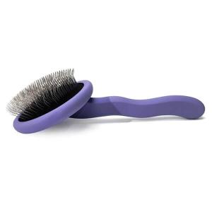 Chris Christensen Kärben Lavender karda i hög kvalitet för hund och katt. 17 mm långa stift. Rund modell.