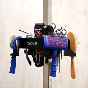 Groom-X Handy Tool Holder Deluxe hållare till trimgalgen för sax, borste, kam eller trimmer.