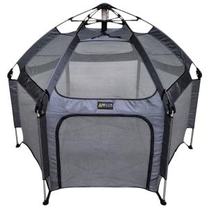 Grått hundtält med avtagbart, solreflekterande överdrag. Diameter ca 150 cm