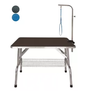 Stabilt, hopfällbart trimbord. Trimgalge och koppel medföljer. Längd 81 cm.