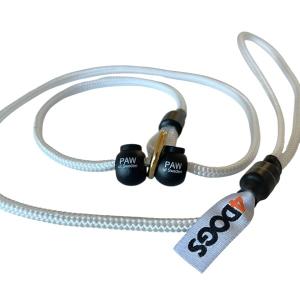 PAW of Sweden svensktillverkat utställningskoppel med dubbla stopp. 110 cm. Vitt.